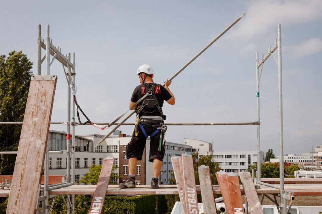 No tightrope walk. Many give it up in the apprenticeship.